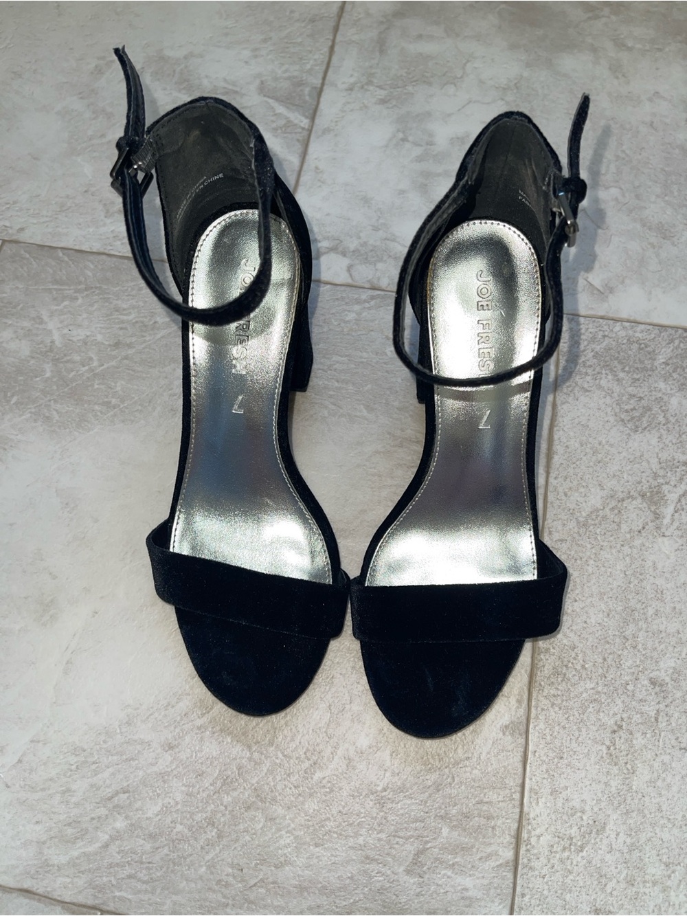 Joe Fresh Black Velvet Block Heel Sandals – Size 7